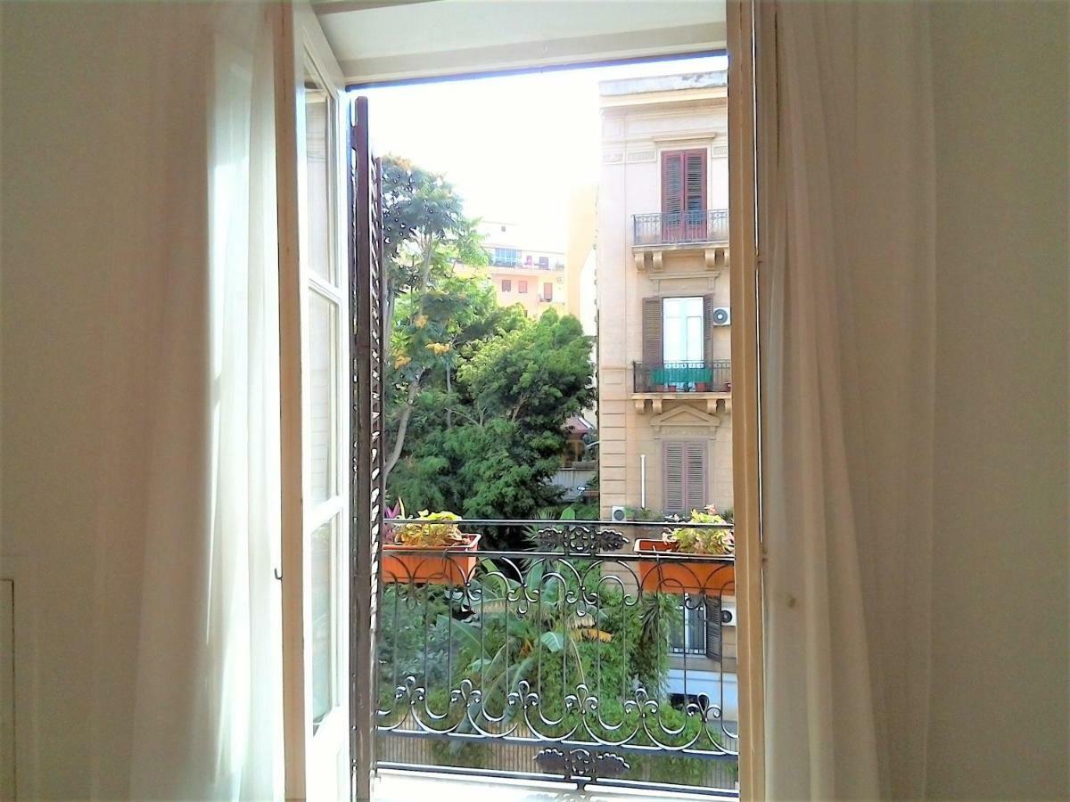 לינה וארוחת בוקר פלרמו Bed&Book Palazzo Cutelli מראה חיצוני תמונה